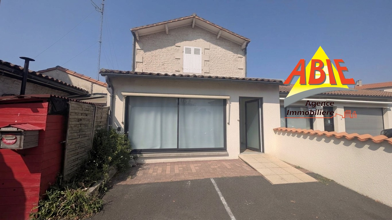 Maison 4 pièces 97 m² · à Coulon · 97 m² · 172 500 €