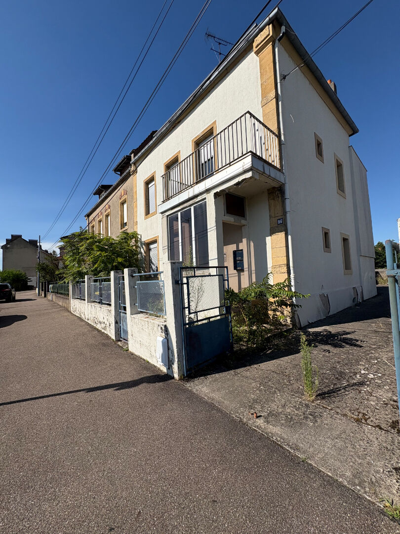 Immeuble 144 m² · à Metz · 144 m² · 235 000 €