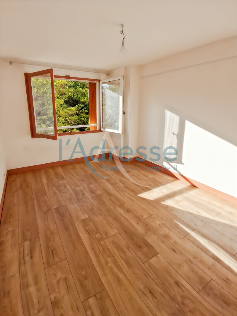 Appartement – Suresnes, Mont-Valérien, Quartier Mont-Valérien - Vue 3