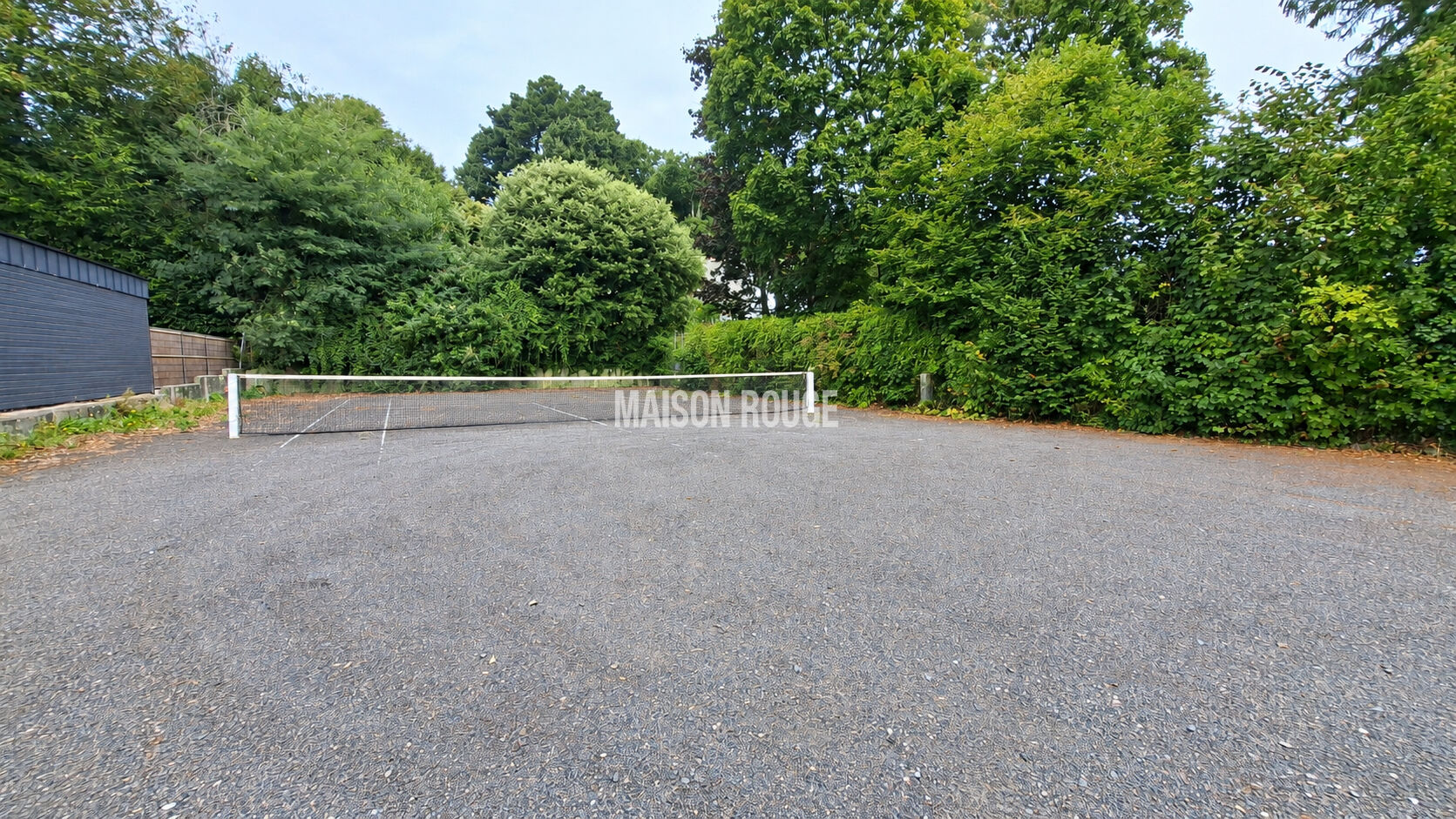 Terrain 669m²