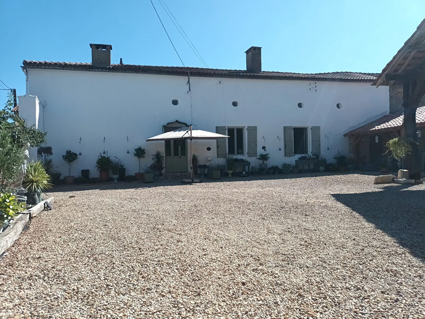 Maison 8 pièces 235 m² · à Vouleme · 235 m² · 250 000 €
