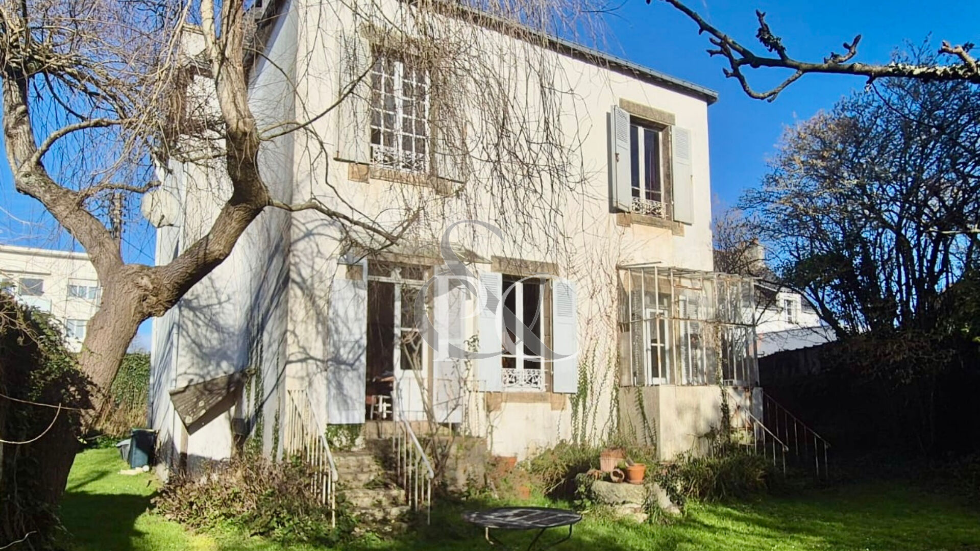 Maison 9 pièces 197 m² · à Hennebont · 197 m² · 395 000 €