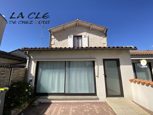 Immeuble 97 m² · à Coulon · 97 m² · 172 500 €