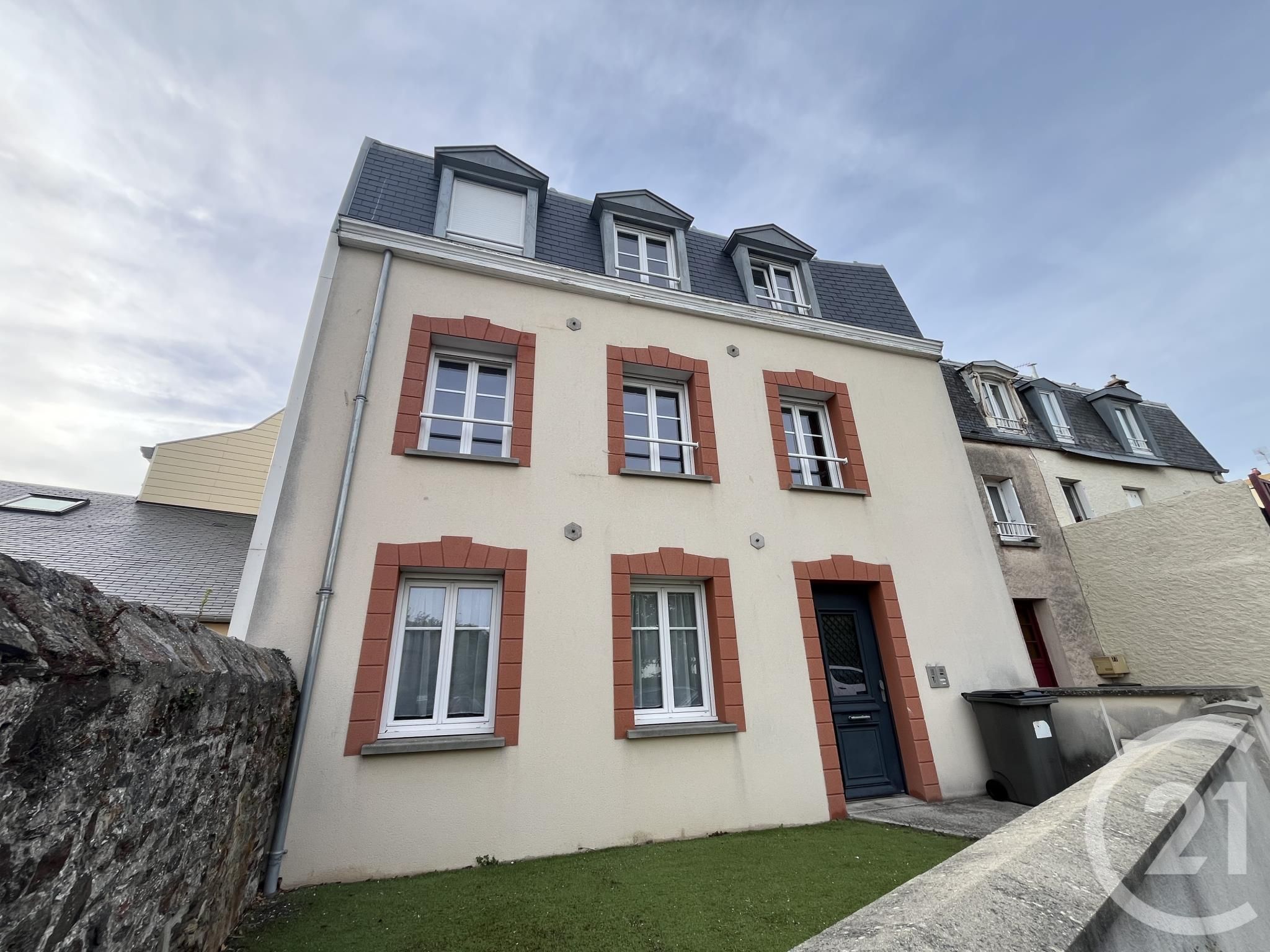 Appartement 3 pièces 54 m² · à Granville · 54 m² · 730 €/mois