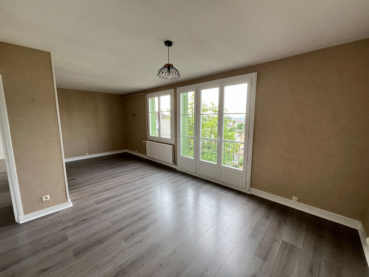 Appartement 4 pièces 57 m² · à Nevers · 57 m² · 61 000 €