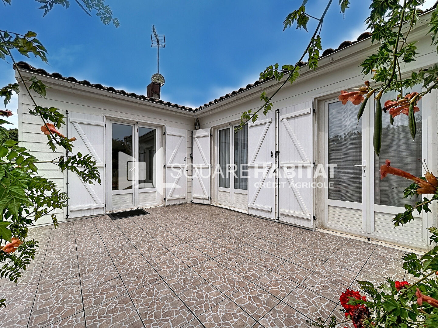 Maison 6 pièces 147 m² · à Etaules · 147 m² · 306 000 €