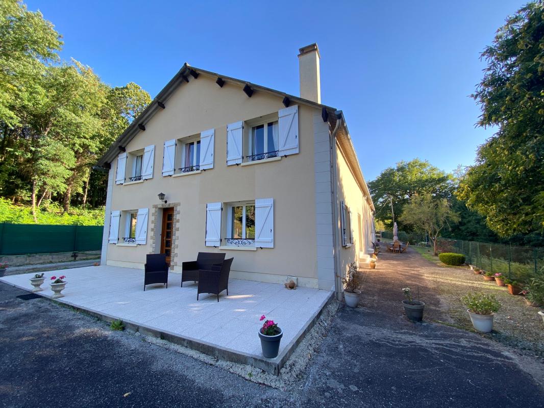 Maison 5 pièces 182 m² · à St Jouvent · 182 m² · 218 000 €
