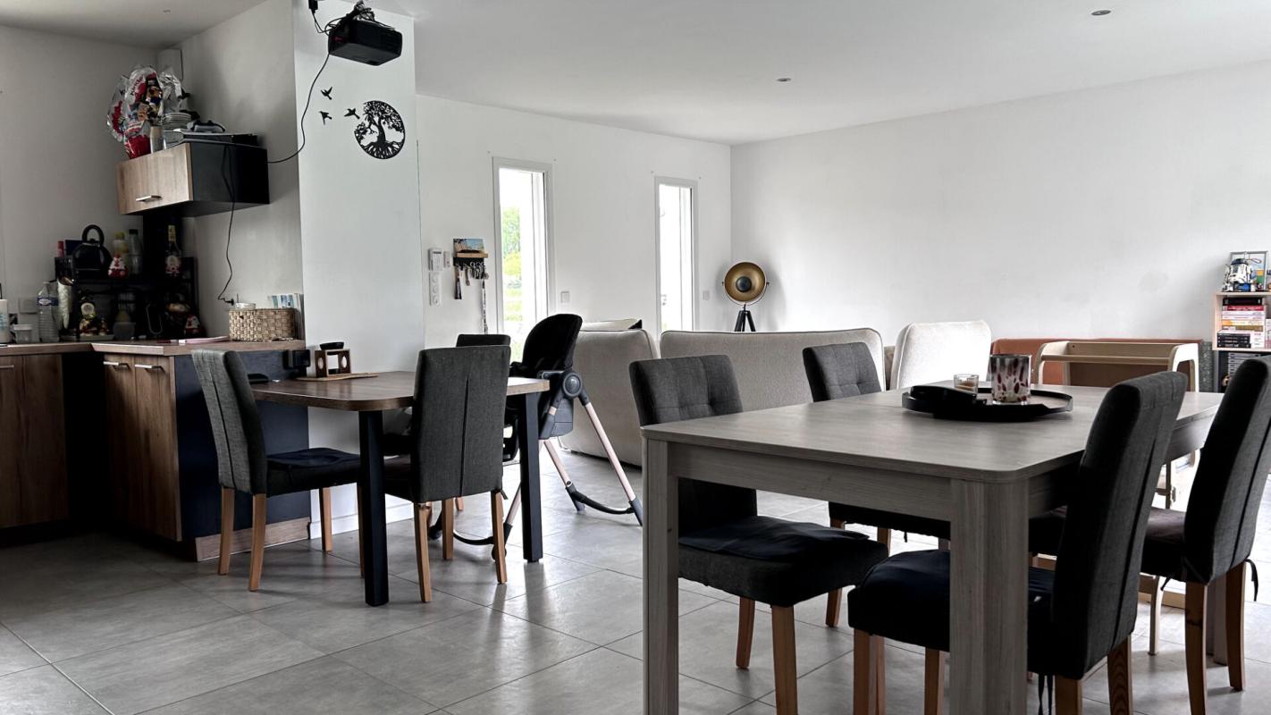 Maison 6 pièces 113 m² · à St Julien L Ars · 113 m² · 294 000 €