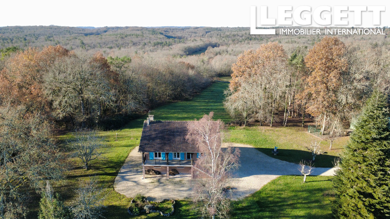 Maison 6 pièces 110 m² · à Savignac-les-Églises · 110 m² · 268 000 €