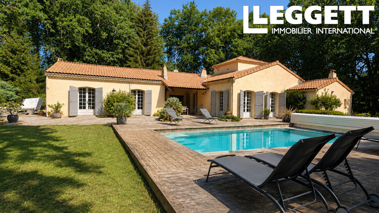 Maison 10 pièces 284 m² · à Angouleme · 284 m² · 498 200 €