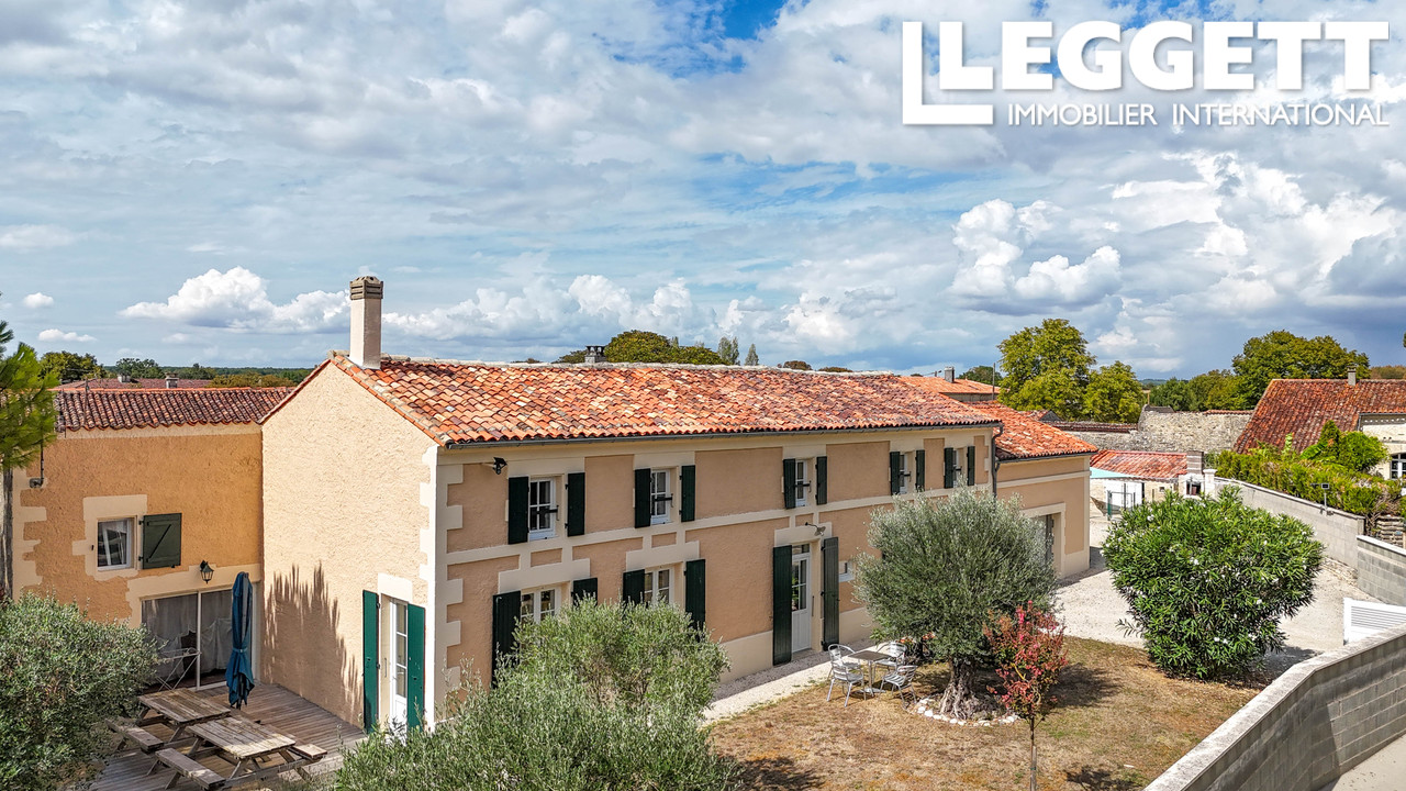 Maison 6 pièces 206 m² · au Gicq · 206 m² · 261 975 €