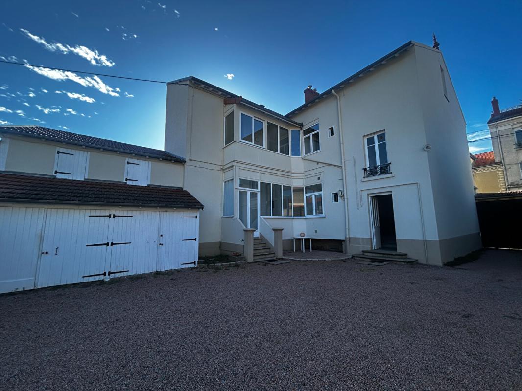 Achat Immeuble 281m² RIORGES 42153 - Vue 4