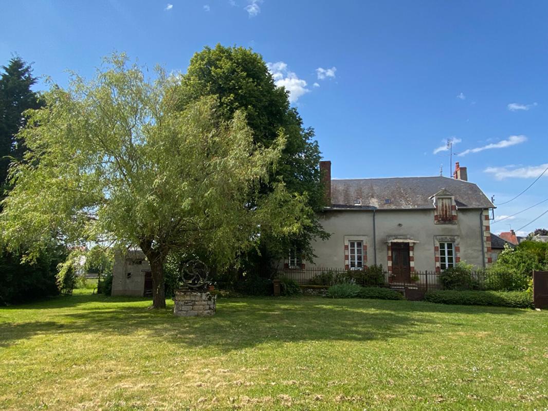 Maison 8 pièces 186 m² · à Moussy · 186 m² · 140 000 €
