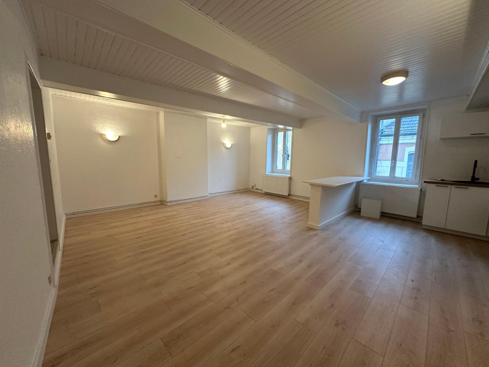 Appartement 2 pièces 50 m² · à Thoissey · 50 m² · 550 €/mois