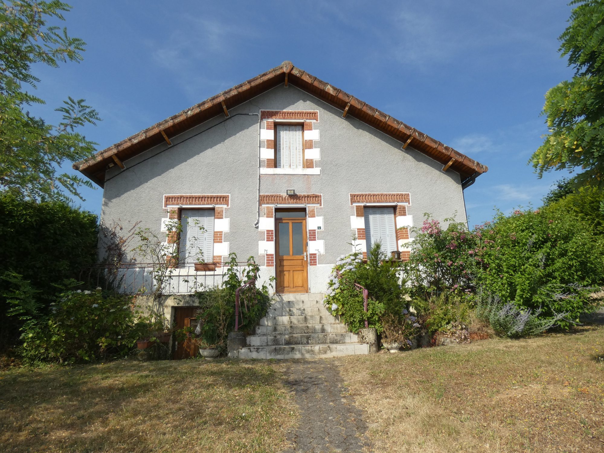 Maison 3 pièces 73 m² · à Cressat · 73 m² · 108 000 €