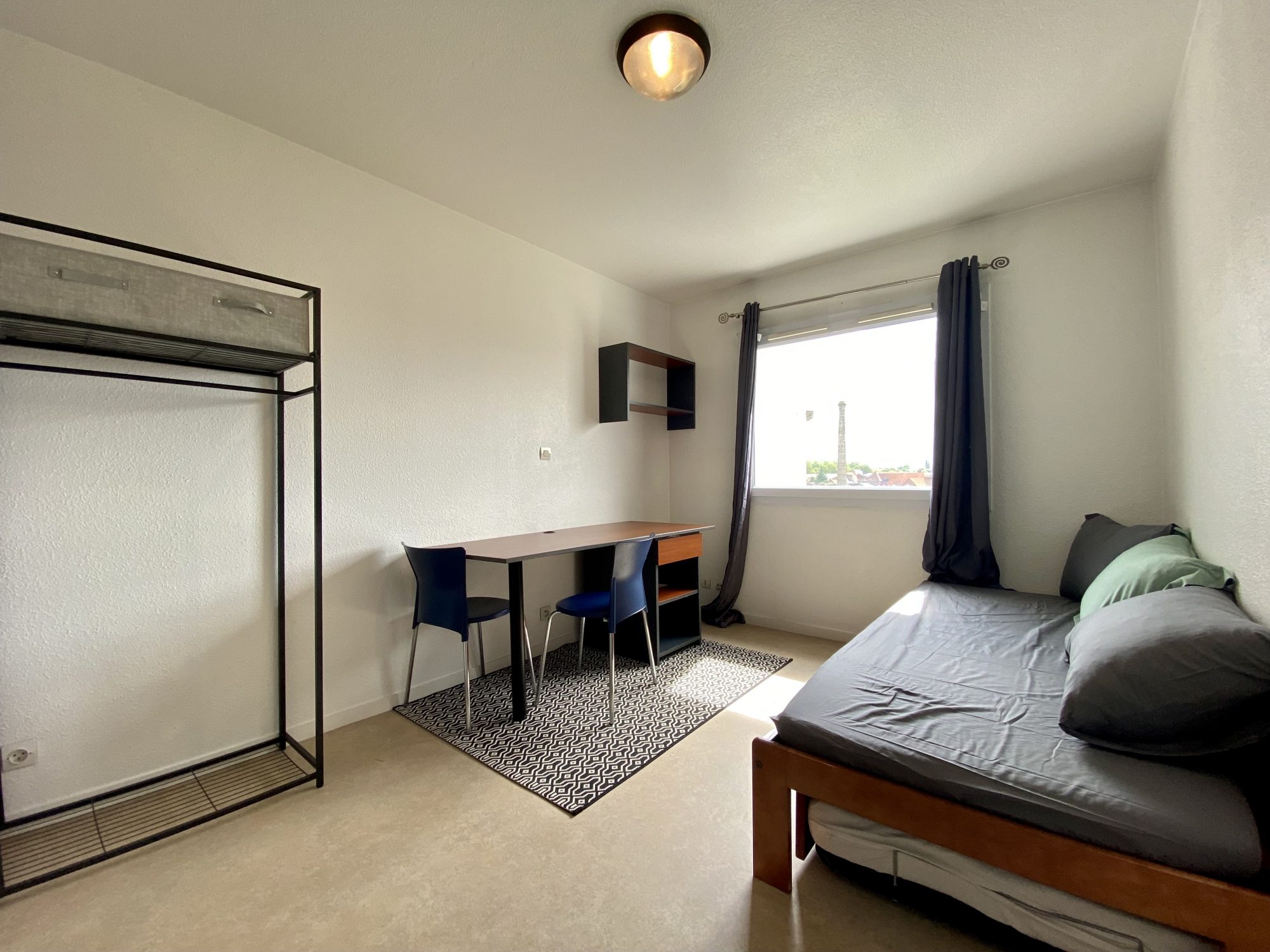 Appartement 1 pièce 18 m² · à Amiens · 18 m² · 435 €/mois