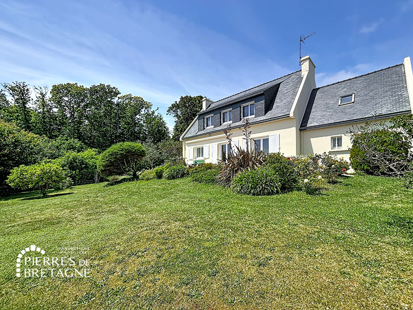 Maison 7 pièces 137 m² · à Plougonvelin · 137 m² · 672 000 €