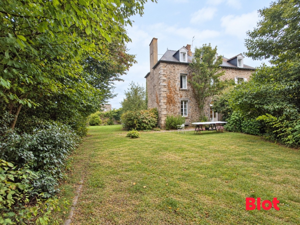 Maison 8 pièces 182 m² · à St Malo · 182 m² · 798 000 €