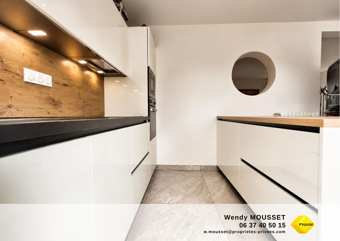 Maison 6 pièces 127 m² · à Theix Noyalo · 127 m² · 488 800 €