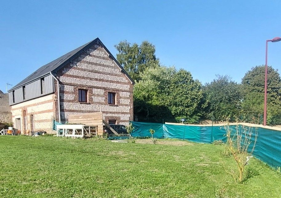 Maison 8 pièces 300 m² · à Terres de Caux · 300 m² · 245 000 €