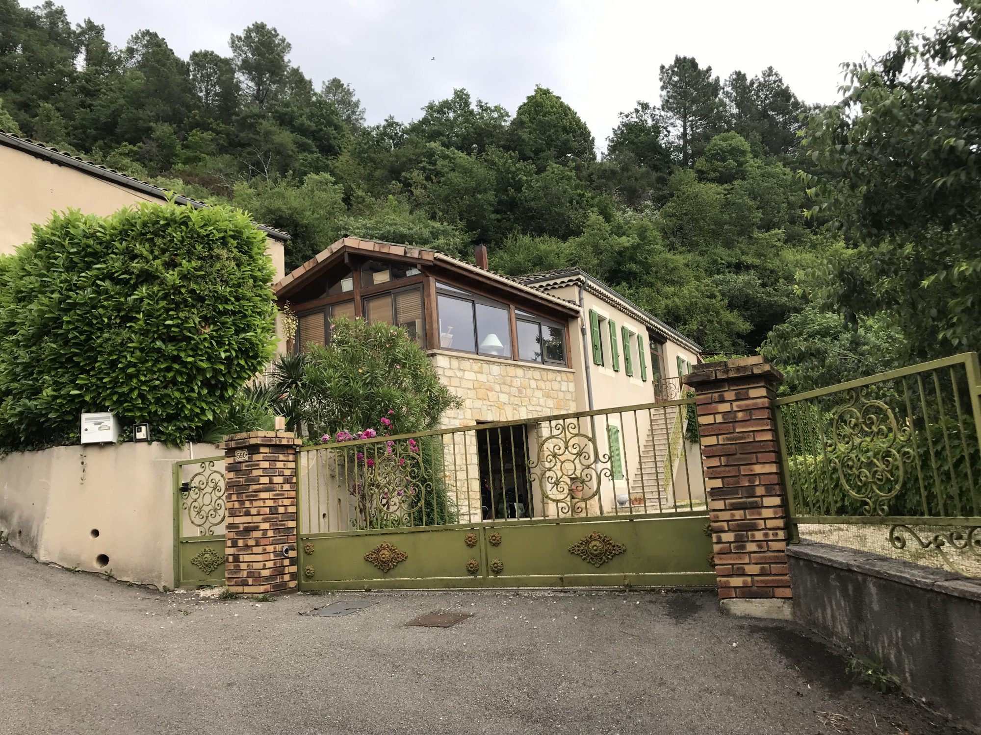 Maison 6 pièces 180 m² · à Coux · 180 m² · 265 000 €