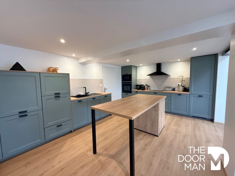 Maison 6 pièces 195 m² · à Niort · 195 m² · 372 000 €
