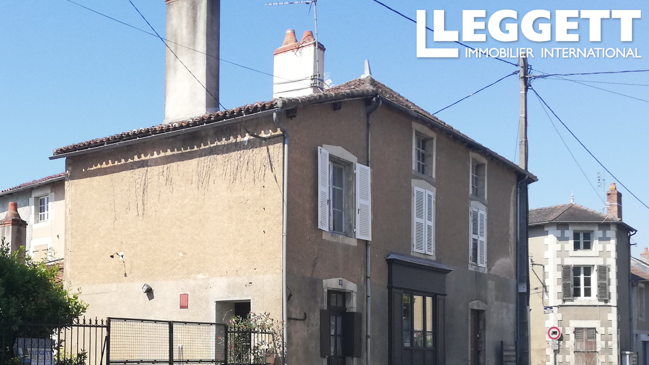 Maison 8 pièces 119 m² · à Montmorillon · 119 m² · 64 600 €