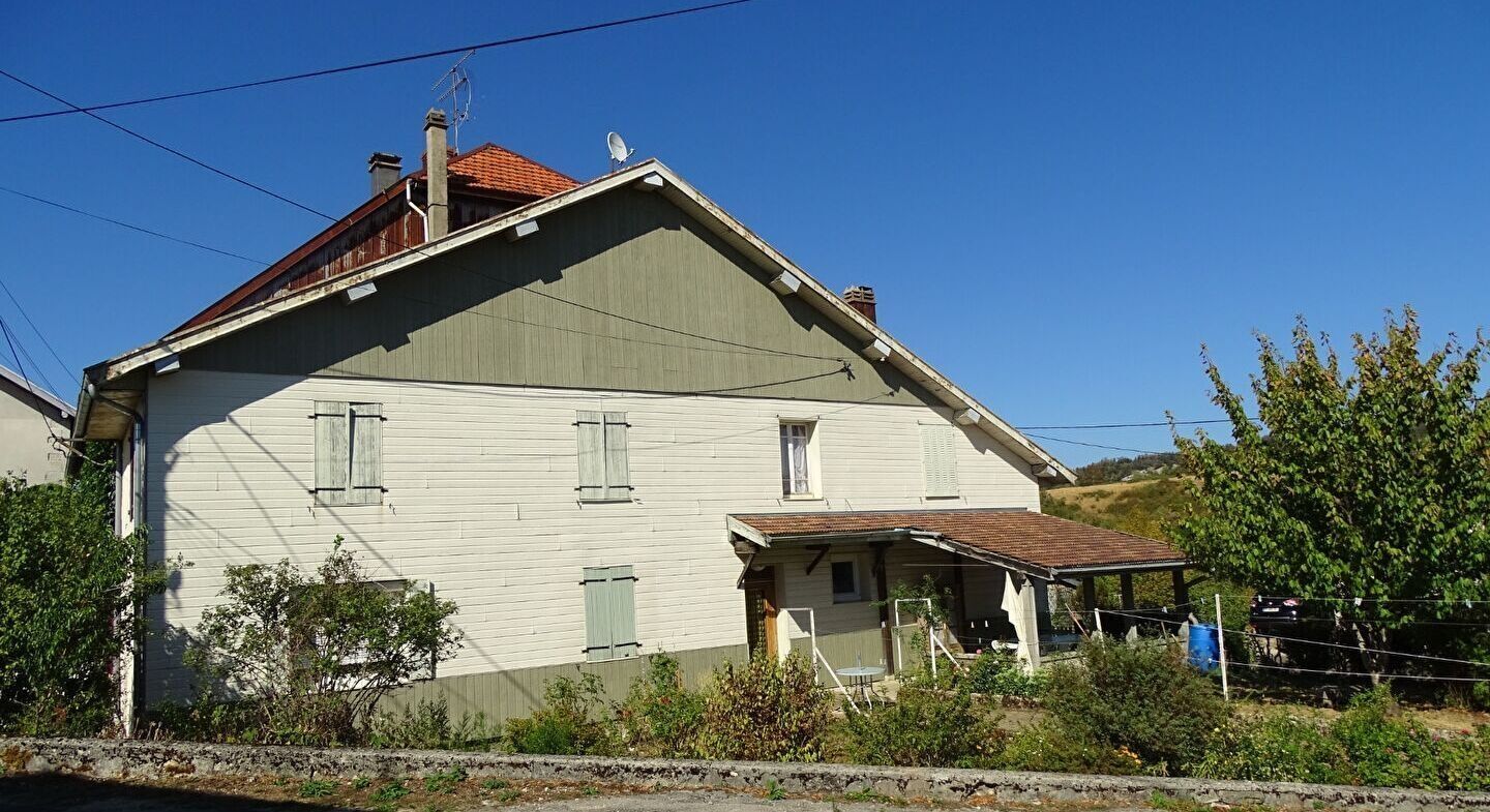 Maison 5 pièces 120 m² · à Etival · 120 m² · 147 000 €