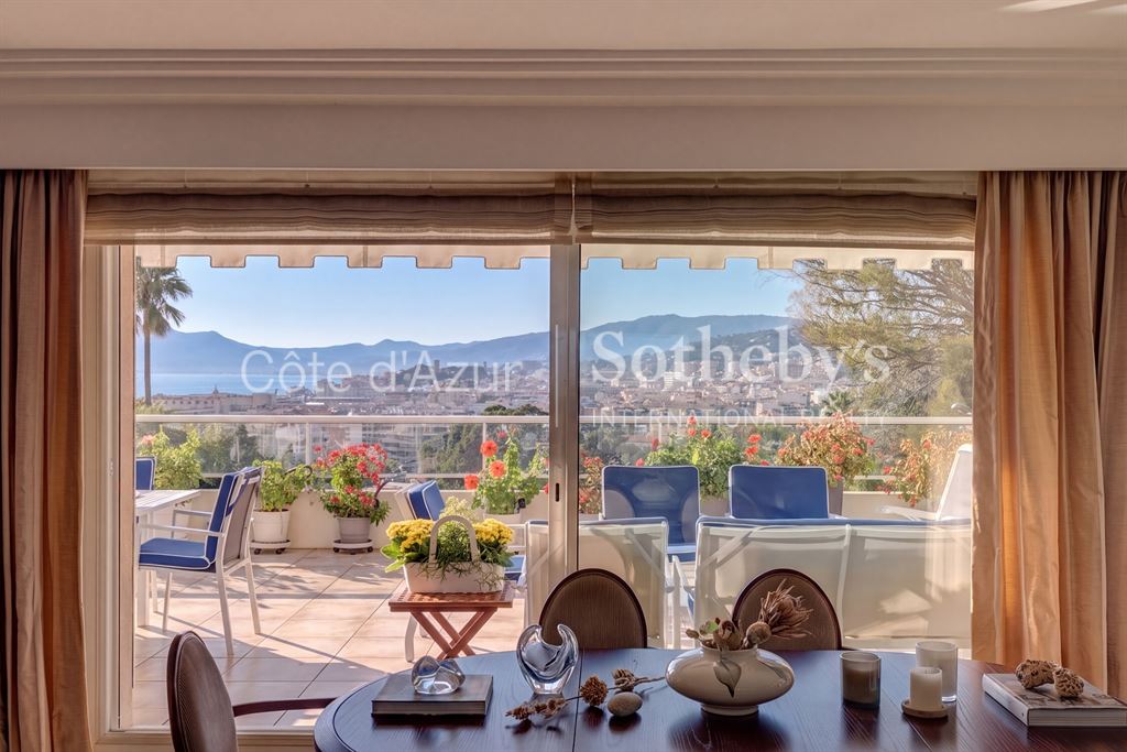 Appartement 4 pièces 135 m² · à Cannes · 135 m² · 1 595 000 €