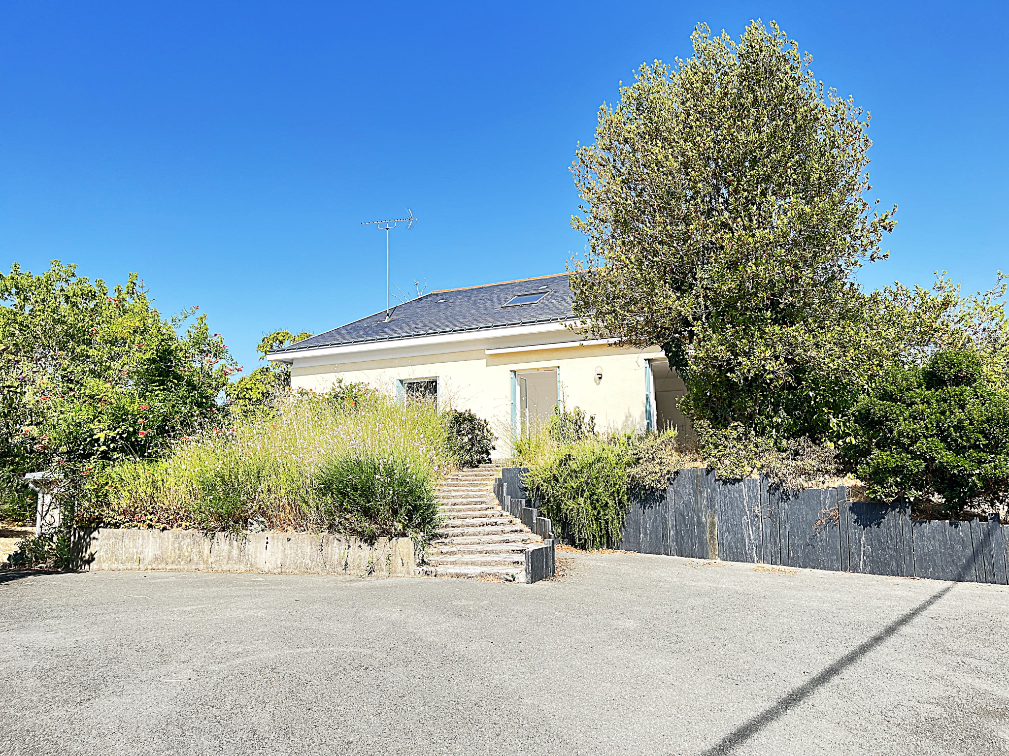 Maison 10 pièces 209 m² · à Verrieres en Anjou · 209 m² · 468 000 €