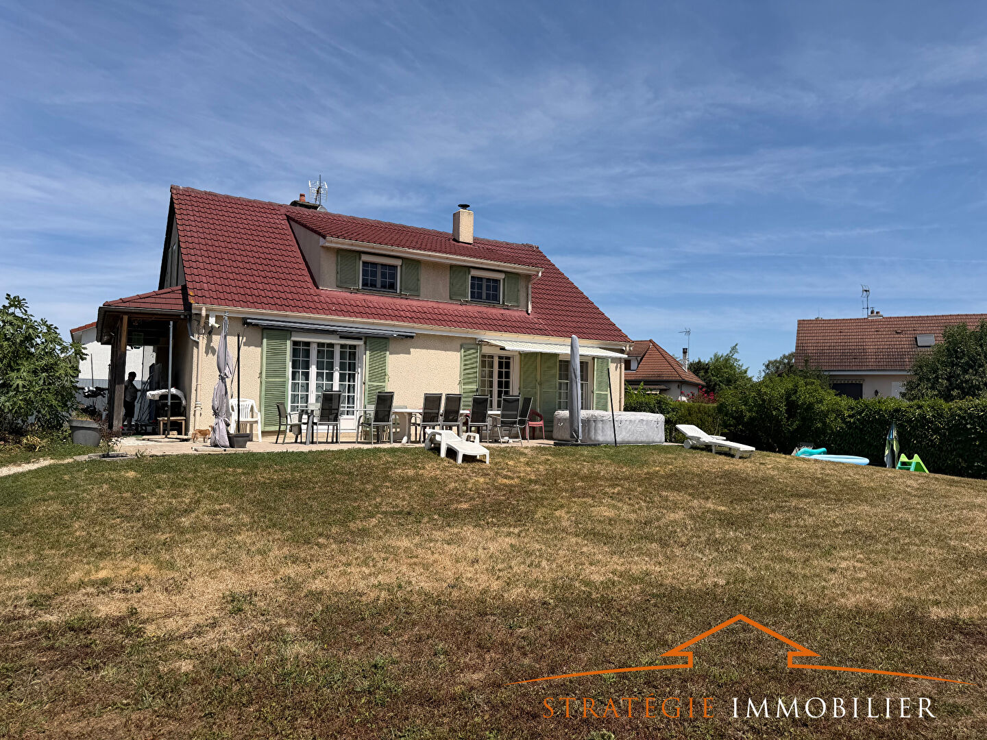 Maison 7 pièces 180 m² · à Champforgeuil · 180 m² · 250 000 €