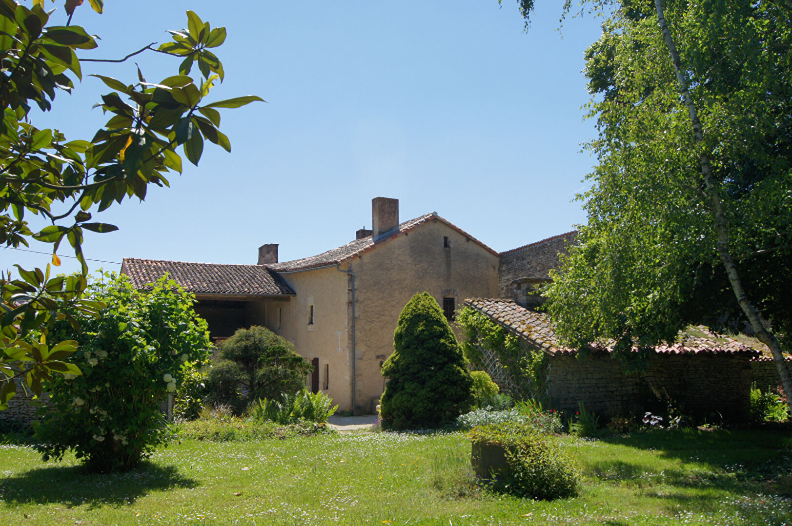 Maison 5 pièces 162 m² · à St Pierre D Exideuil · 162 m² · 233 200 €