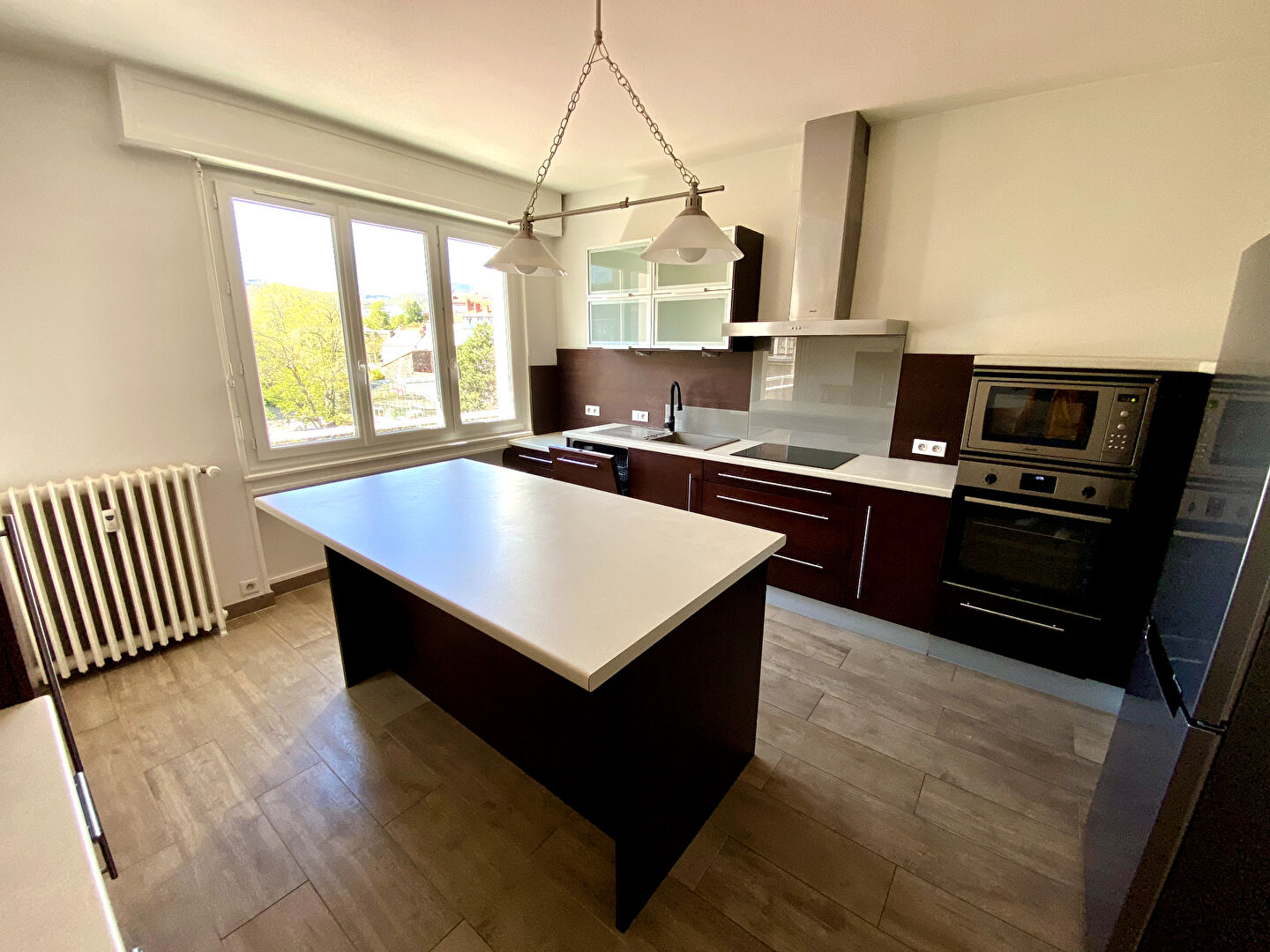 Appartement 5 pièces 117 m² · à Clermont Ferrand · 117 m² · 1 200 €/mois
