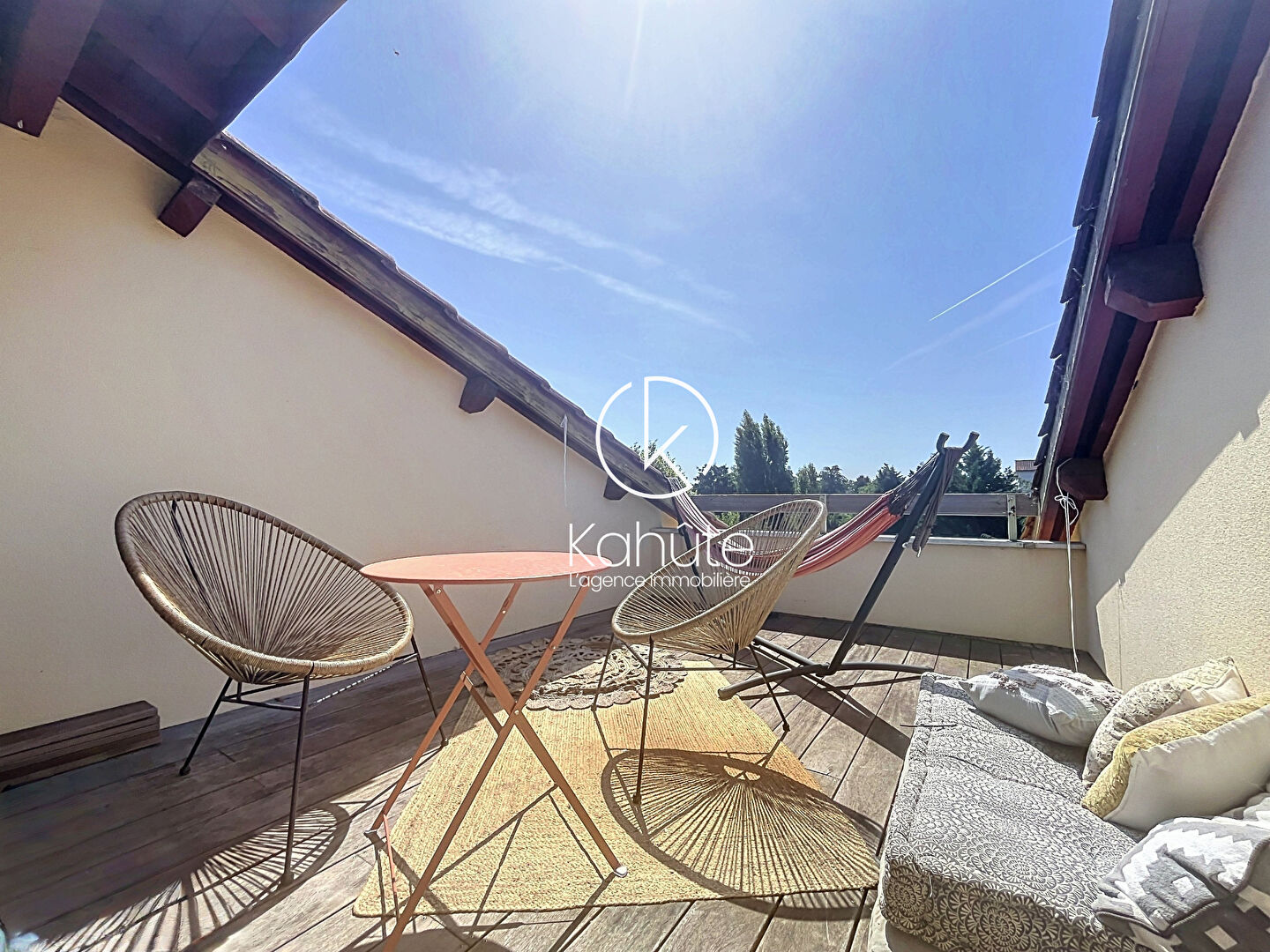 Appartement 3 pièces 75 m² · à Champagne au Mont D Or · 75 m² · 335 000 €