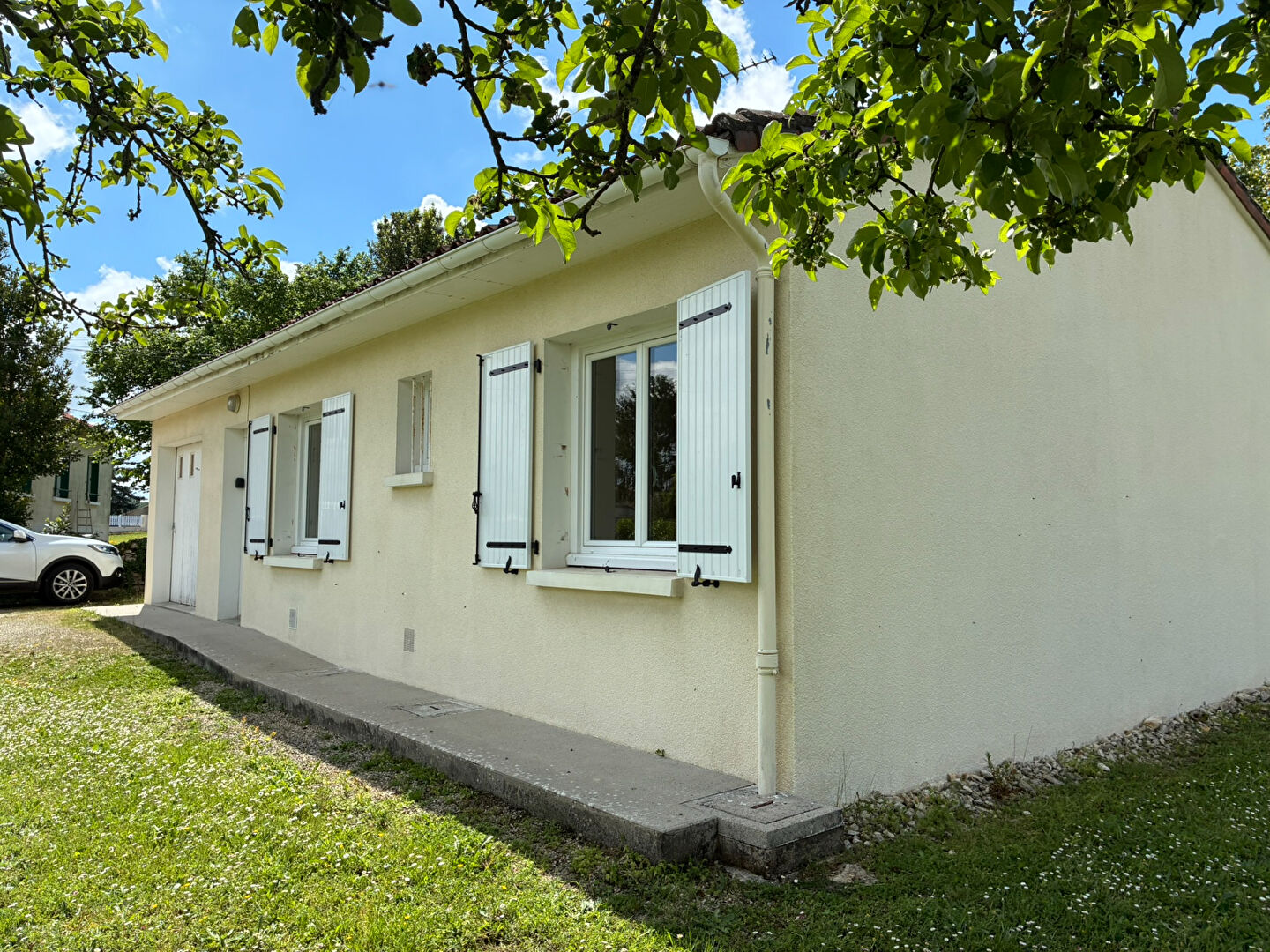 Maison 3 pièces 78 m² · à Civray · 78 m² · 99 000 €