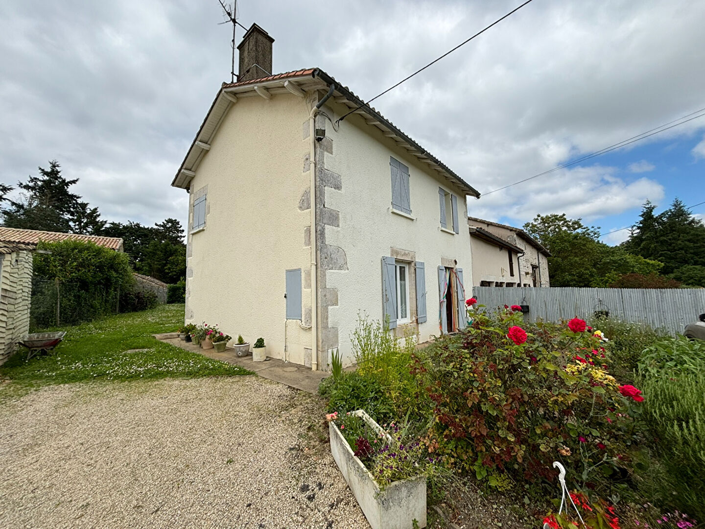 Maison 3 pièces 76 m² · à Couhe · 76 m² · 87 000 €