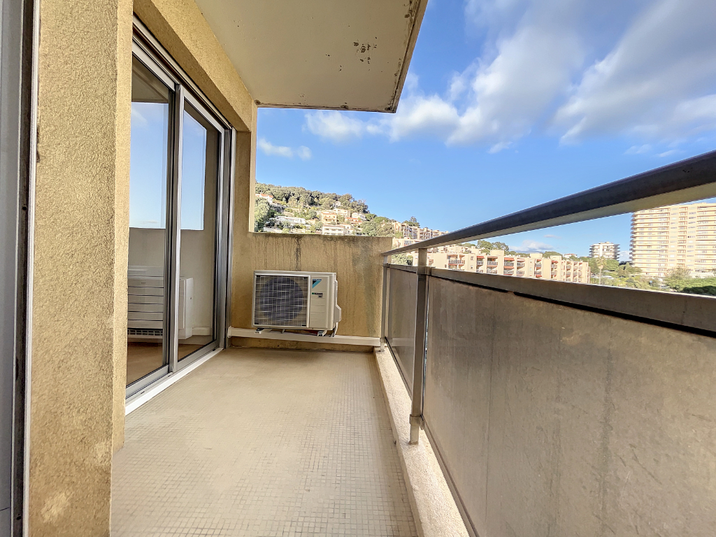 Appartement – AJACCIO CORSE-DU-SUD CORSE - Plus