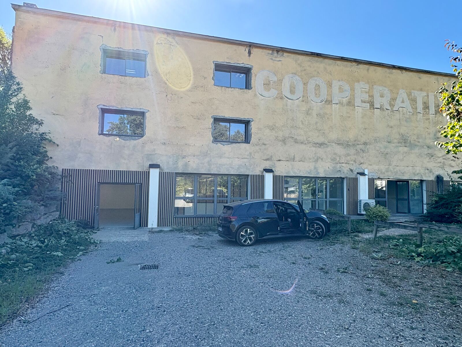Local commercial 260 m² · à Marcilly D Azergues · 260 m² · 350 000 €