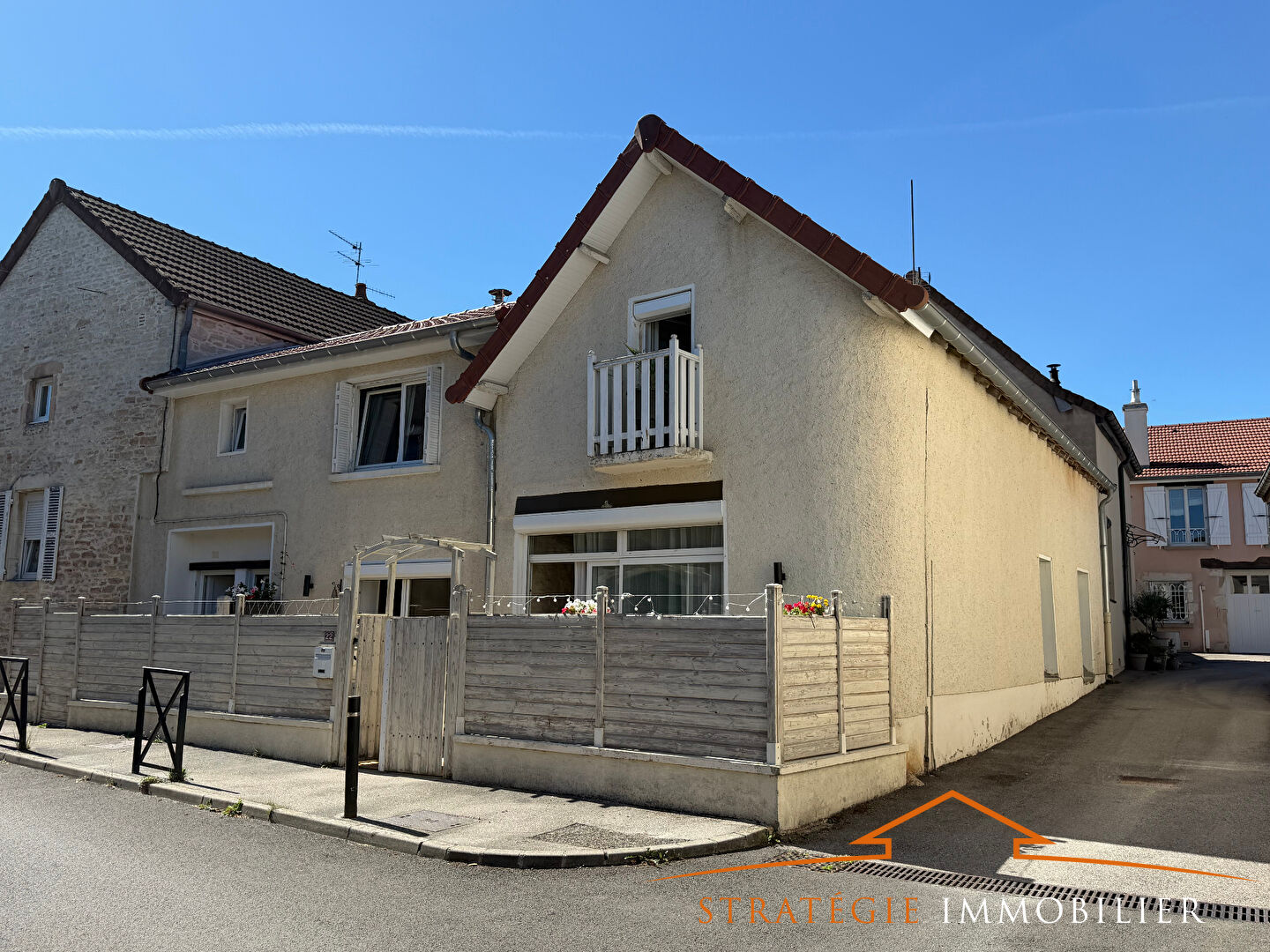 Maison 4 pièces 131 m² · à Dracy le Fort · 131 m² · 235 000 €