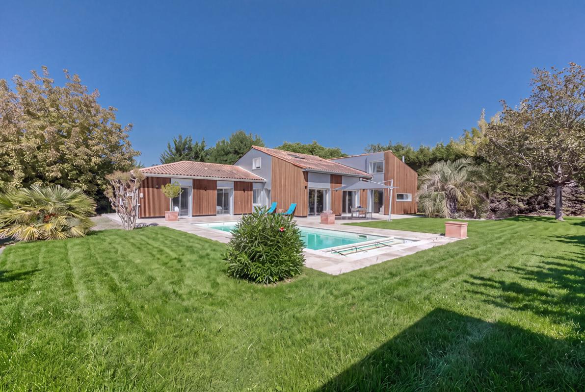 Maison 7 pièces 233 m² · à Villenave D Ornon · 233 m² · 1 224 000 €