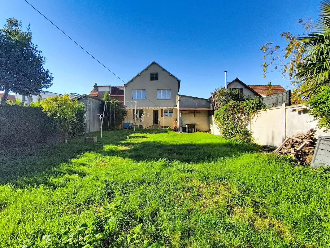 Maison 6 pièces 152 m² · à Le Grand Quevilly · 152 m² · 279 000 €