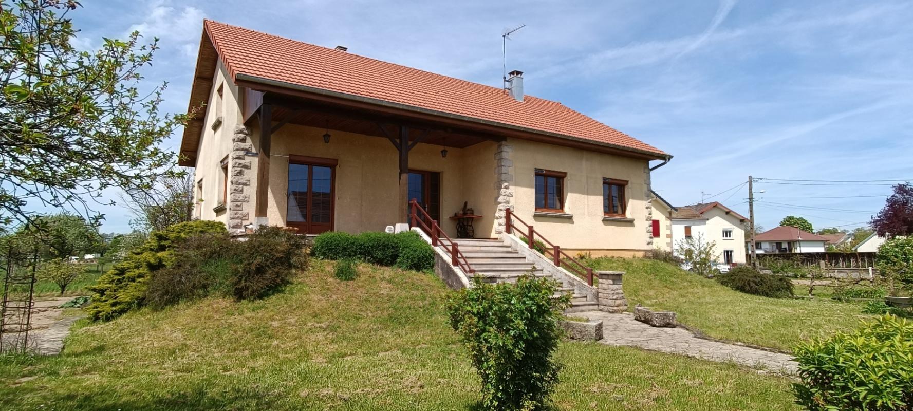 Maison 5 pièces 126 m² · à Breuches · 126 m² · 149 000 €