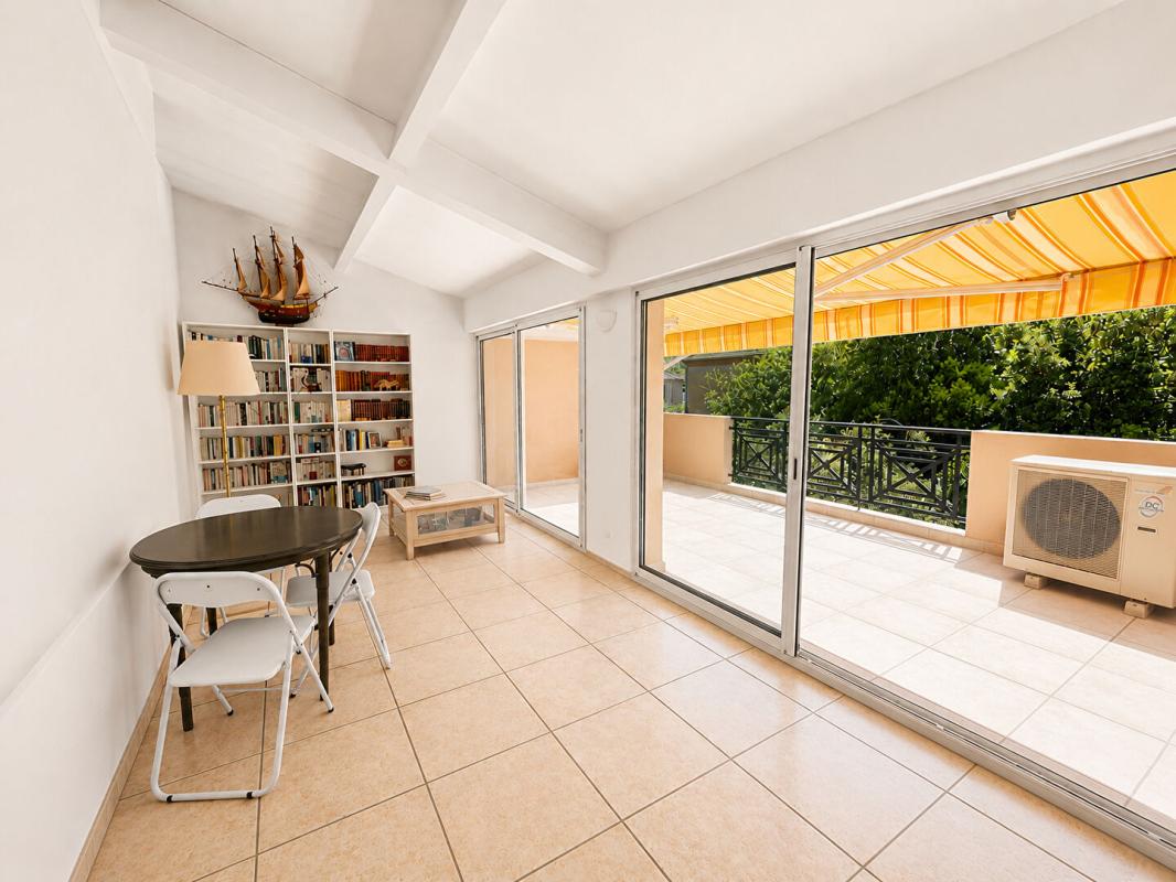 Appartement 4 pièces 100 m² · à Frejus · 100 m² · 398 000 €