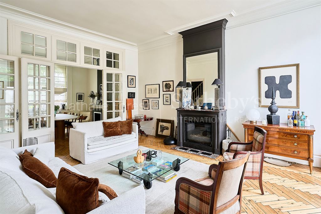Maison 14 pièces 217 m² · à Mouvaux · 217 m² · 775 000 €