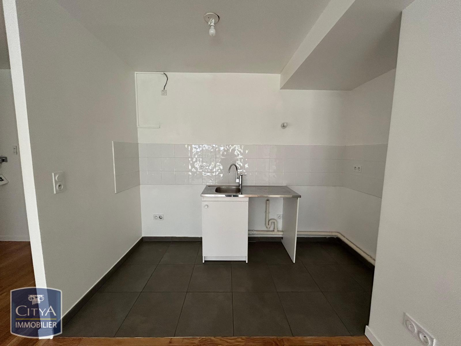 Appartement – PUTEAUX HAUTS-DE-SEINE ILE-DE-FRANCE - Vue 3