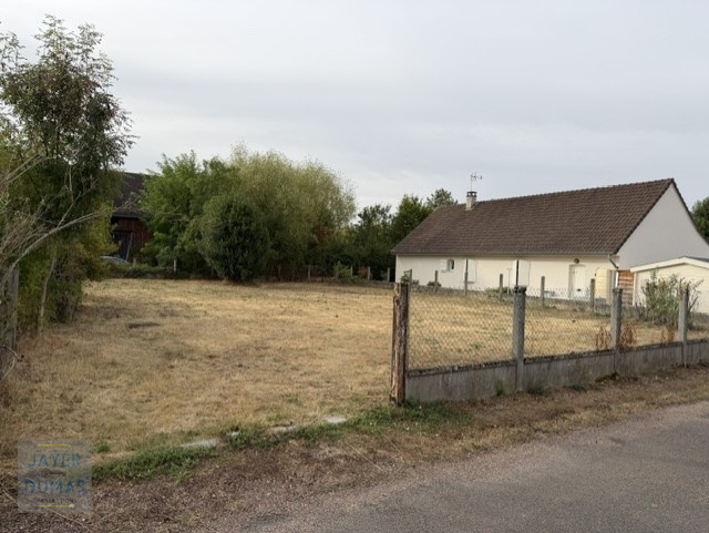Terrain 628 m² · à St Remy · 628 m² · 76 000 €