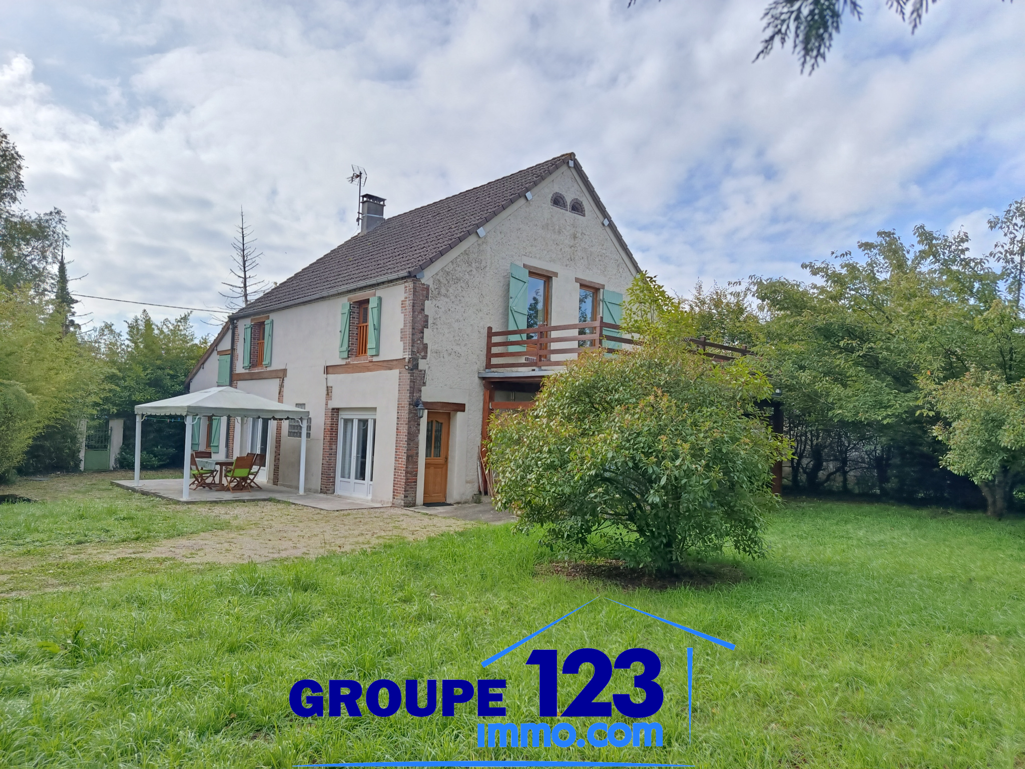 Maison 5 pièces 203 m² · à La Ferte Loupiere · 203 m² · 199 900 €
