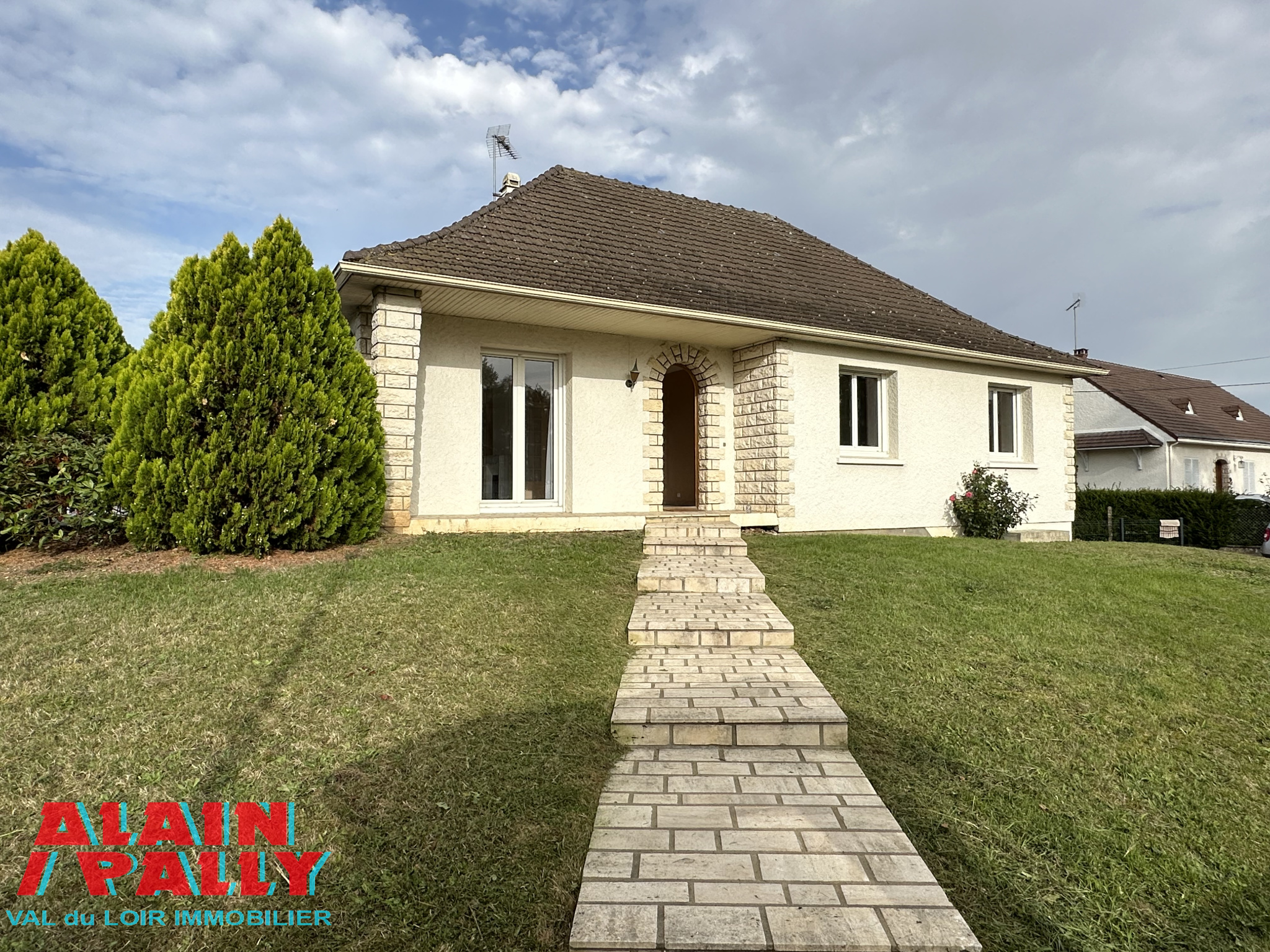 Maison 4 pièces 94 m² · à Châteaudun · 94 m² · 785 €/mois