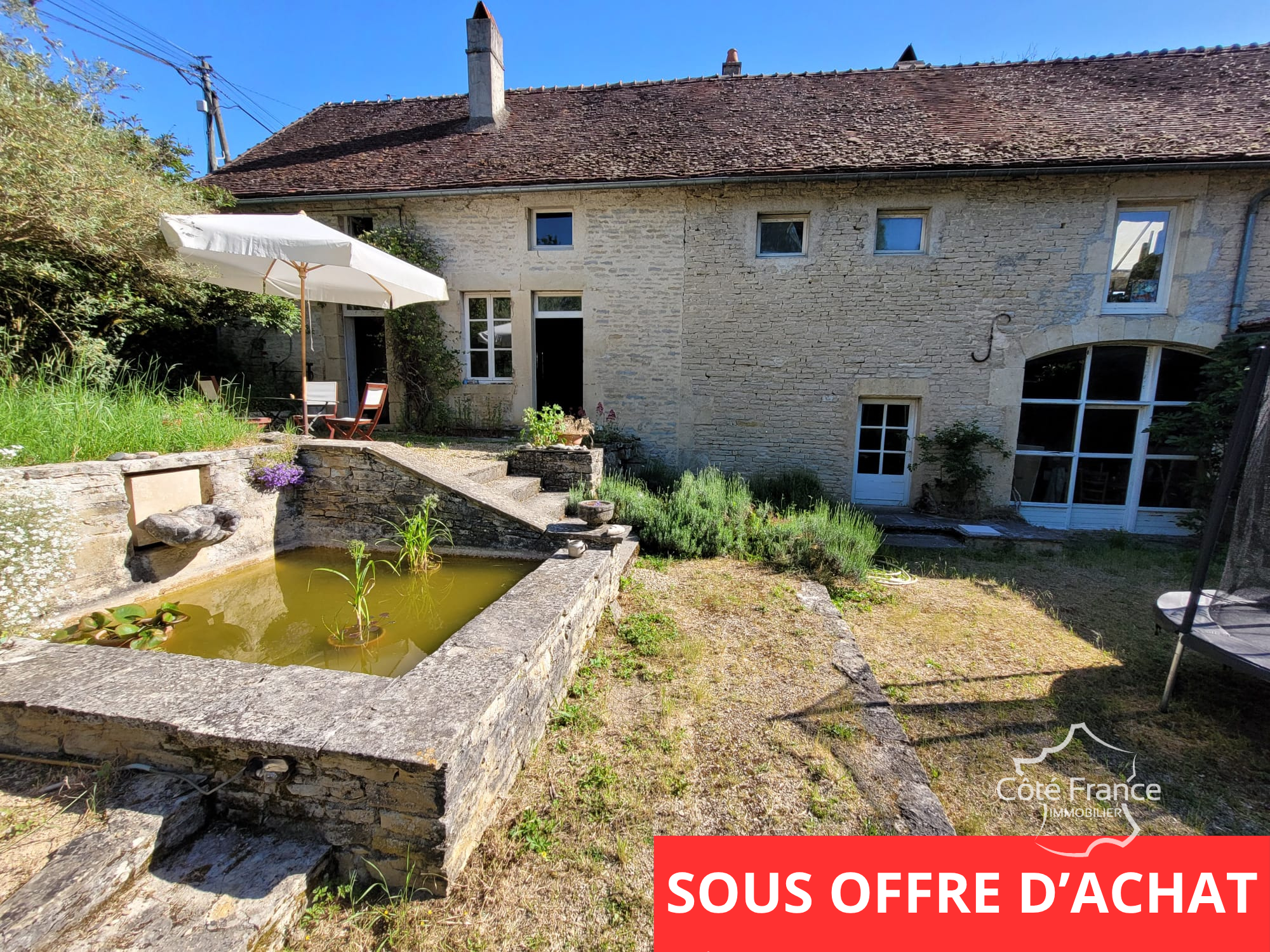 Maison 8 pièces 304 m² · à Arrans · 304 m² · 189 000 €