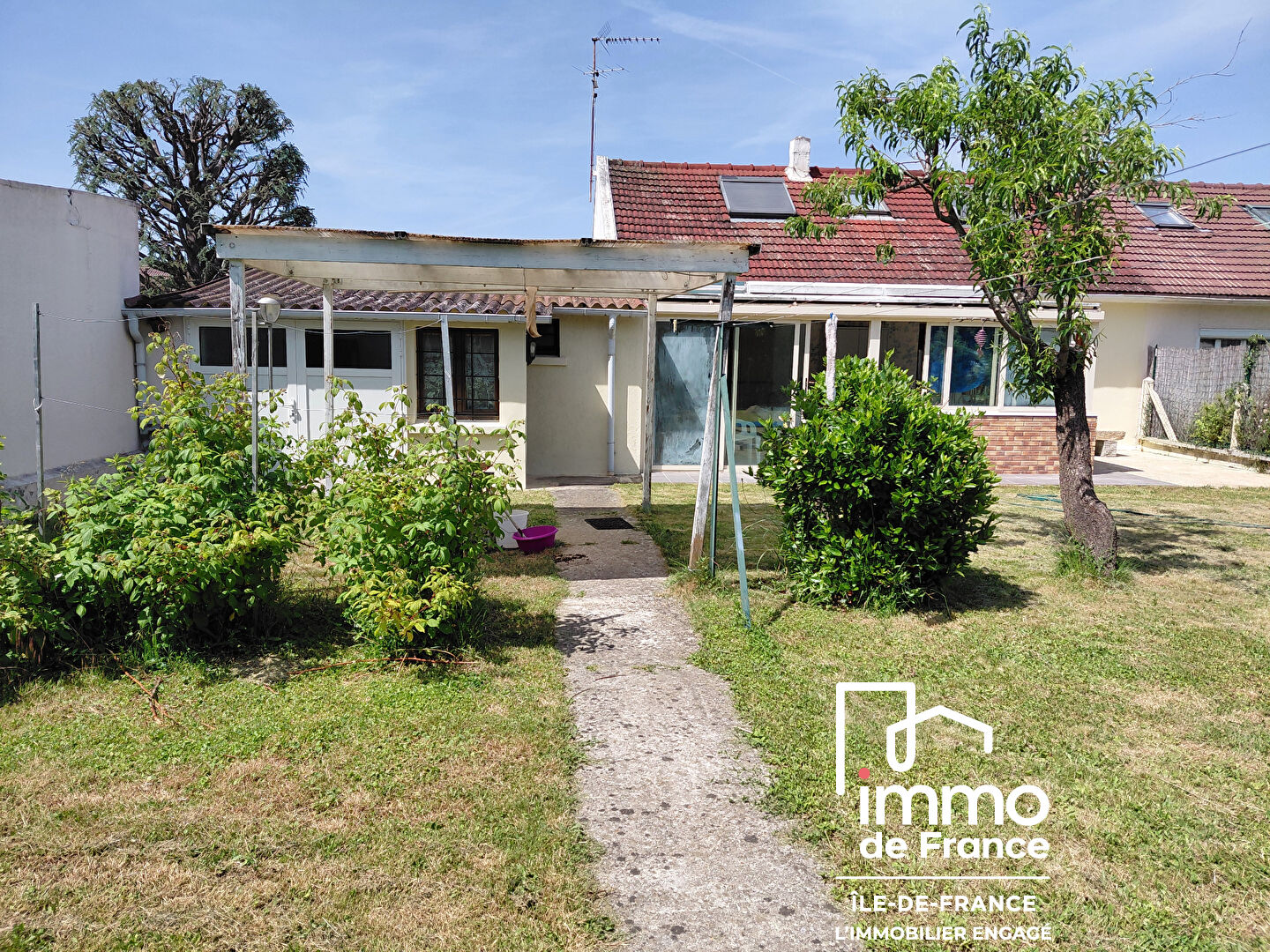 Maison 5 pièces 70 m² · à Plaisir · 70 m² · 318 000 €